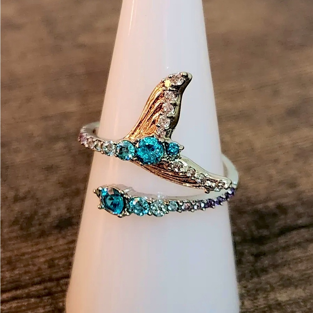 NWT body party Atlantis Bound ring size 8